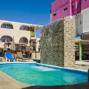 Hotel Capital O Dos Mares,