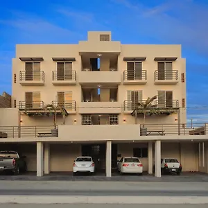 Comodo Departamento Dos Recamaras En M1 Cabo San Lucas